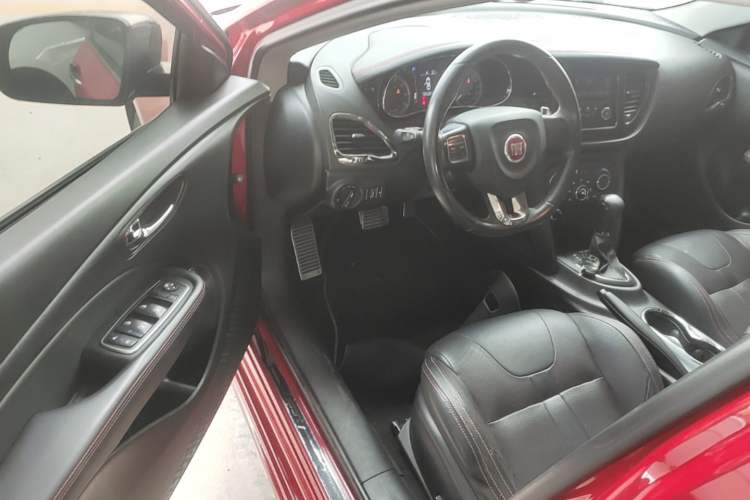 Used Fiat Ottimo 2014 1.4T Automatic Sport Edition Driver Seat