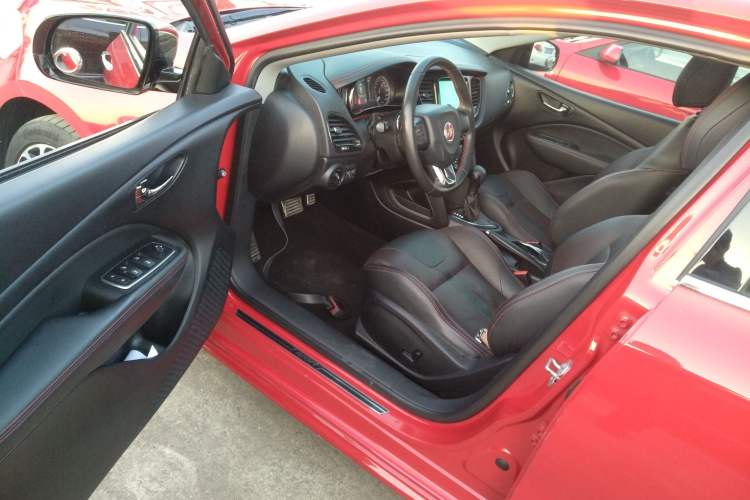 Used Fiat Ottimo 2014 1.4T Automatic Sport Edition Driver Seat
