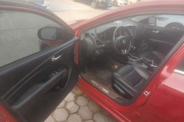 Used Fiat Ottimo 2014 1.4T Automatic Comfort Edition Driver Seat