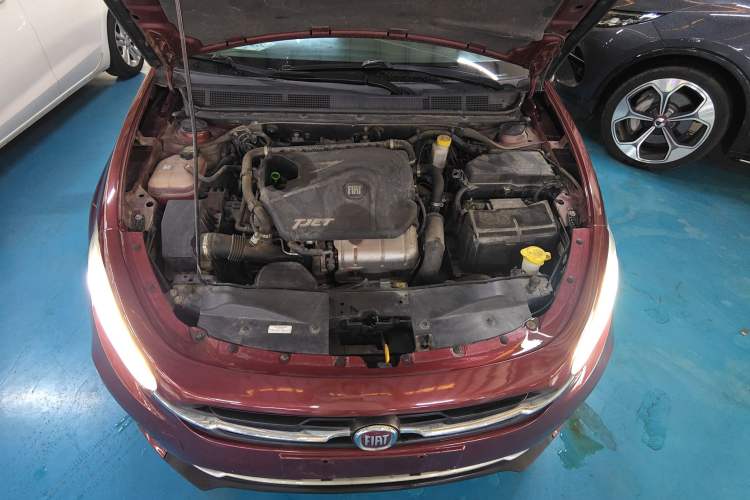 Used Fiat Ottimo 2014 1.4T Automatic Fashion Edition Engine Bay