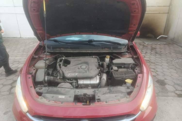 Used Fiat Ottimo 2014 1.4T Automatic Comfort Edition Engine Bay
