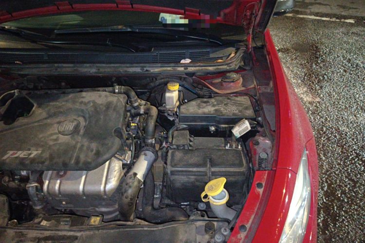 Used Fiat Ottimo 2014 1.4T Automatic Sport Edition Engine Bay Left