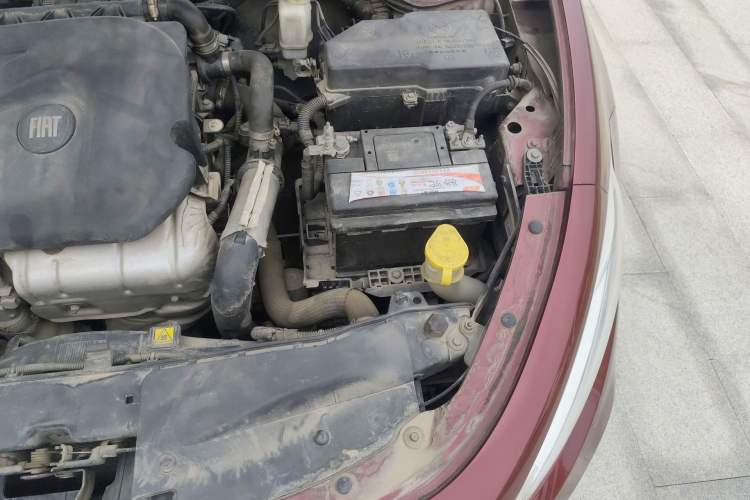 Used Fiat Ottimo 2014 1.4T Automatic Comfort Edition Engine Bay Left