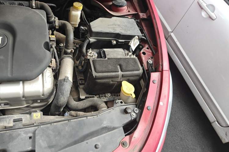 Used Fiat Ottimo 2014 1.4T Automatic Comfort Edition Engine Bay Left