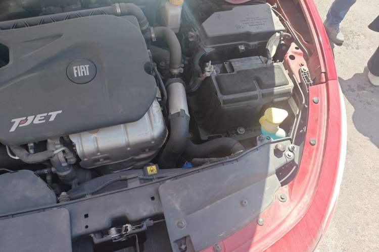 Used Fiat Ottimo 2014 1.4T Automatic Sport Edition Engine Bay Left