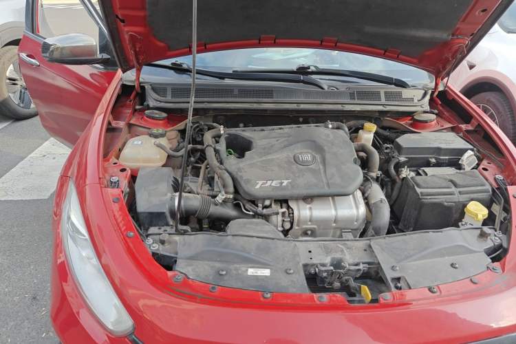 Used Fiat Ottimo 2014 1.4T Automatic Sport Edition Engine Bay Right
