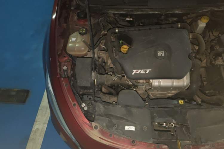 Used Fiat Ottimo 2014 1.4T Manual Fashion Edition Engine Bay Right