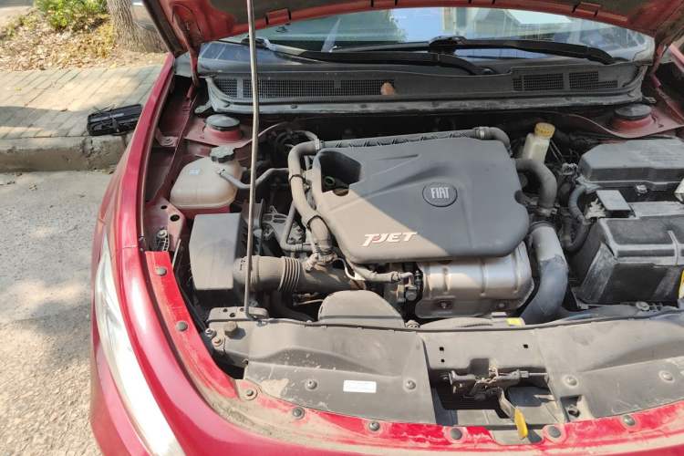 Used Fiat Ottimo 2014 1.4T Automatic Luxury Sport Edition Engine Bay Right