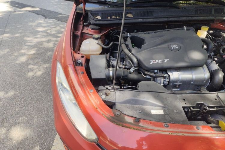 Used Fiat Ottimo 2014 1.4T Automatic Sport Edition Engine Bay Right