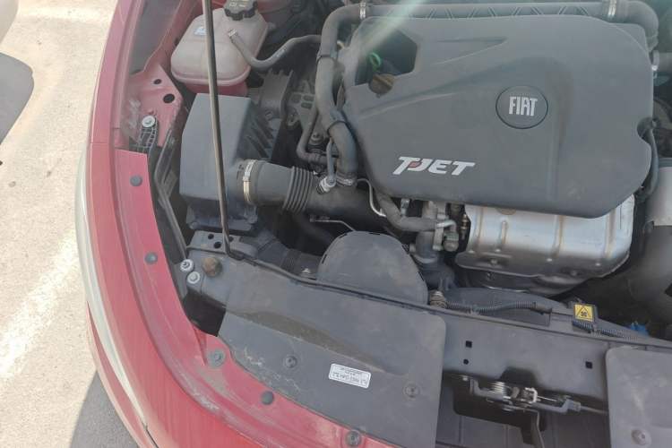 Used Fiat Ottimo 2014 1.4T Automatic Sport Edition Engine Bay Right