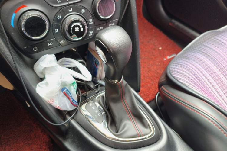 Used Fiat Ottimo 2014 1.4T Automatic Sport Edition Gear Lever