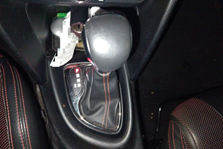 Used Fiat Ottimo 2014 1.4T Automatic Sport Edition Gear Lever