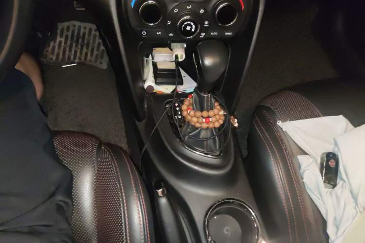 Used Fiat Ottimo 2014 1.4T Automatic Sport Edition Gear Lever