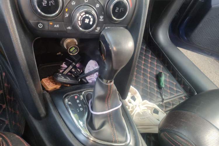 Used Fiat Ottimo 2014 1.4T Automatic Sport Edition Gear Lever