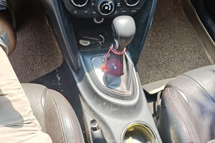 Used Fiat Ottimo 2014 1.4T Automatic Sport Edition Gear Lever