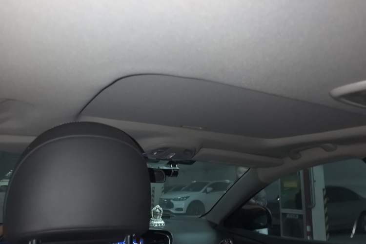 Used Fiat Ottimo 2014 1.4T Automatic Comfort Edition Headliner