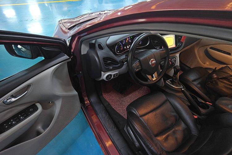 Used Fiat Ottimo 2014 1.4T Automatic Fashion Edition Interior 3