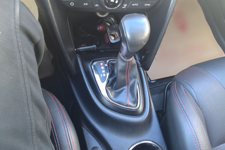 Used Fiat Ottimo 2014 1.4T Automatic Sport Edition Interior 8