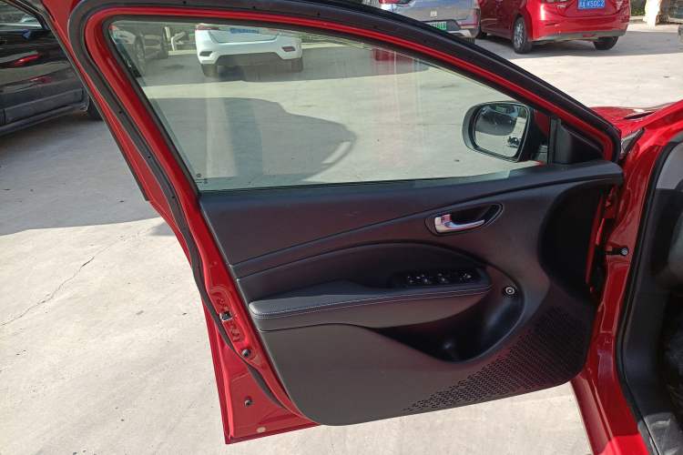 Used Fiat Ottimo 2014 1.4T Automatic Comfort Edition Left Front Door Interior