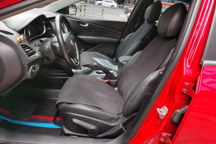 Used Fiat Ottimo 2014 1.4T Automatic Comfort Edition Left Front Seat