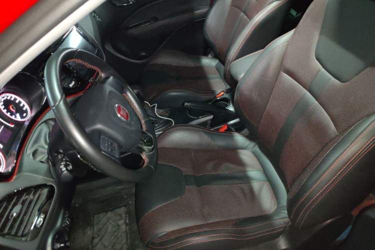 Used Fiat Ottimo 2014 1.4T Automatic Sport Edition Left Front Seat