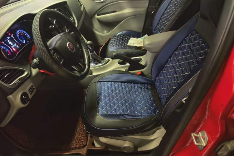 Used Fiat Ottimo 2014 1.4T Automatic Comfort Edition Left Front Seat