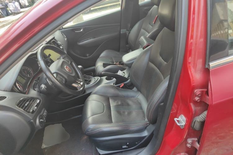 Used Fiat Ottimo 2014 1.4T Automatic Luxury Sport Edition Left Front Seat