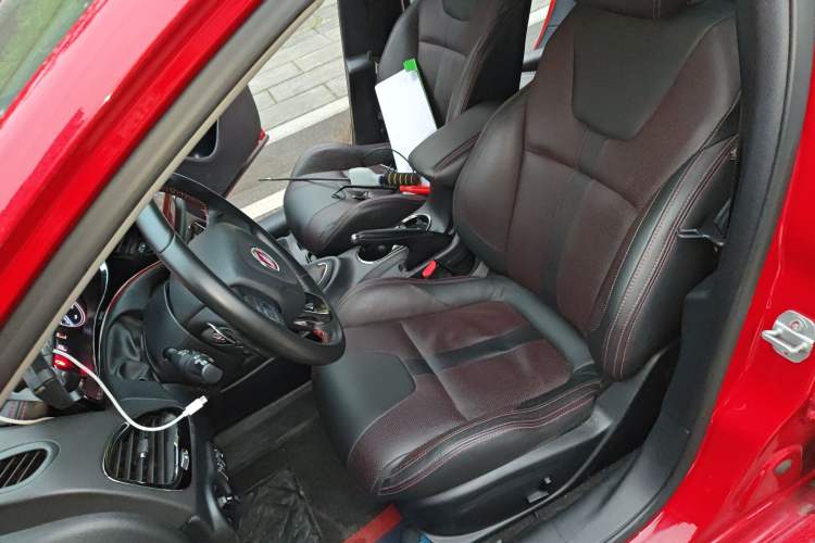 Used Fiat Ottimo 2014 1.4T Automatic Sport Edition Left Front Seat