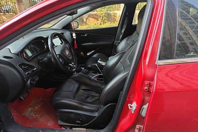 Used Fiat Ottimo 2014 1.4T Automatic Luxury Sport Edition Left Front Seat