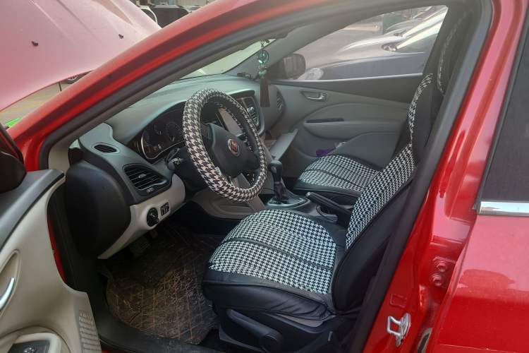 Used Fiat Ottimo 2014 1.4T Automatic Fashion Edition Left Front Seat