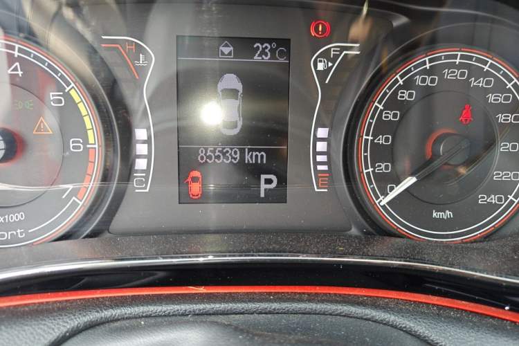 Used Fiat Ottimo 2014 1.4T Automatic Sport Edition Odometer Close Up