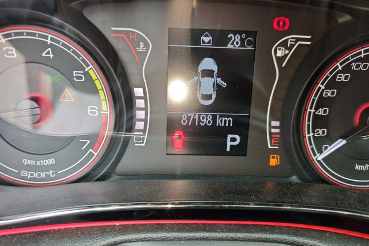 Used Fiat Ottimo 2014 1.4T Automatic Sport Edition Odometer Close Up