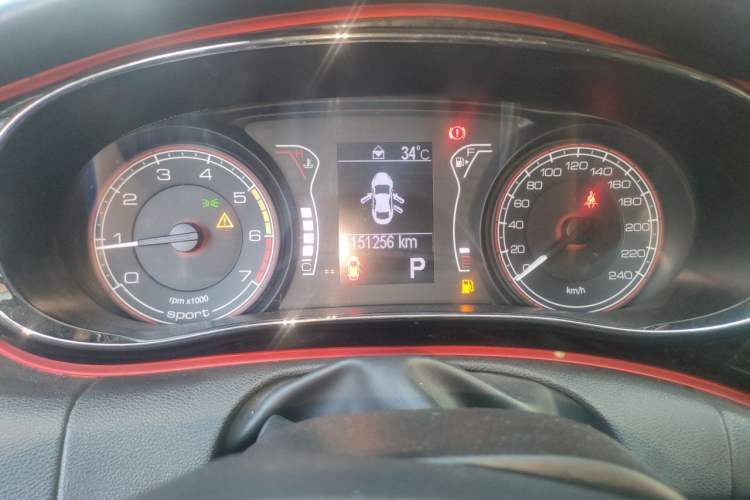 Used Fiat Ottimo 2014 1.4T Automatic Sport Edition Odometer Close Up