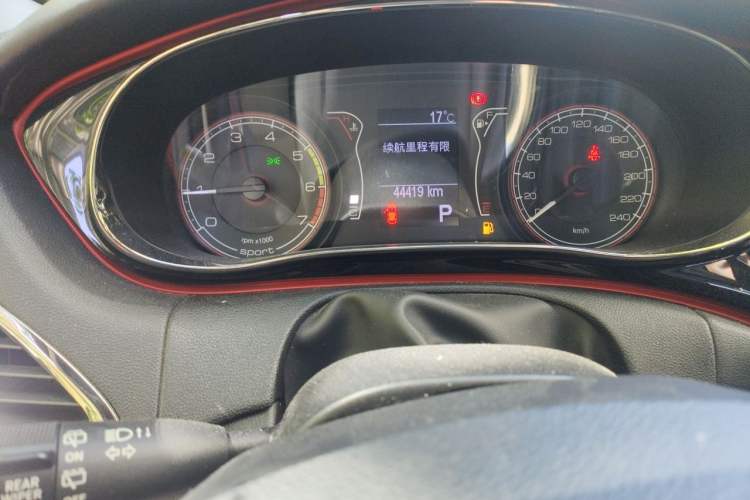 Used Fiat Ottimo 2014 1.4T Automatic Sport Edition Odometer Close Up