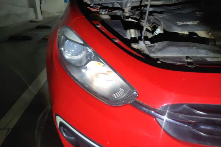 Used Fiat Ottimo 2014 1.4T Automatic Fashion Edition Right Front Headlight