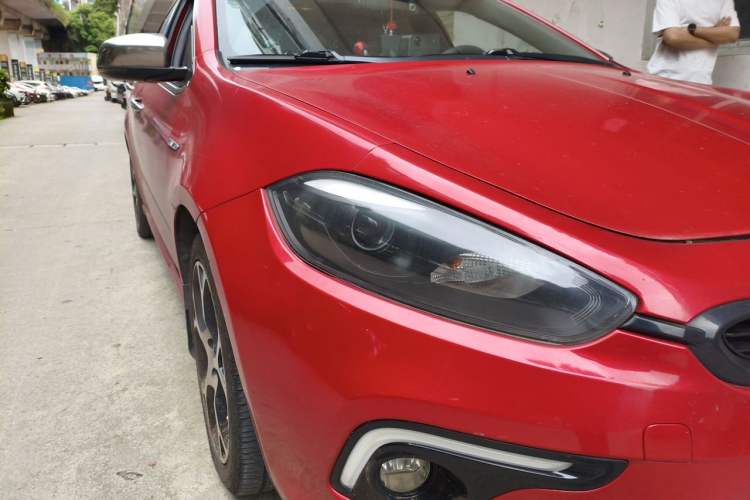 Used Fiat Ottimo 2014 1.4T Automatic Sport Edition Right Front Headlight