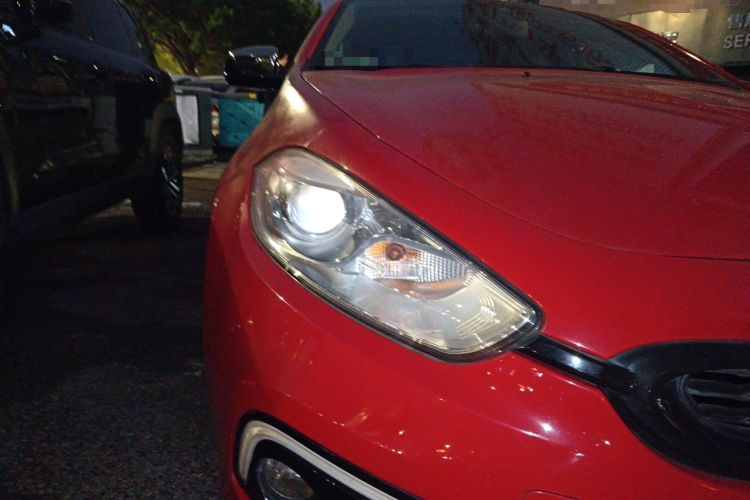 Used Fiat Ottimo 2014 1.4T Automatic Sport Edition Right Front Headlight