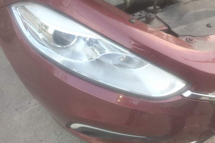 Used Fiat Ottimo 2014 1.4T Automatic Comfort Edition Right Front Headlight