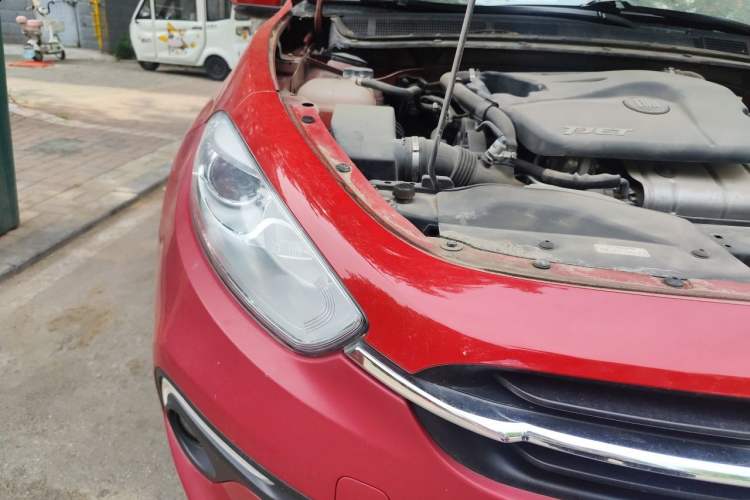 Used Fiat Ottimo 2014 1.4T Automatic Comfort Edition Right Front Headlight