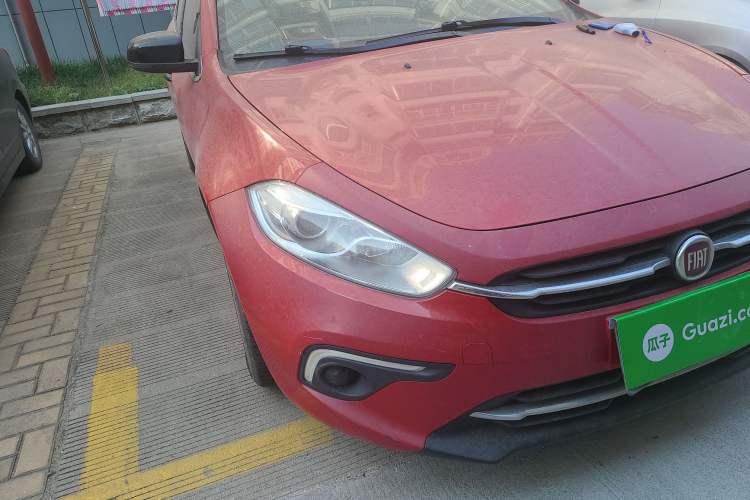 Used Fiat Ottimo 2014 1.4T Automatic Fashion Edition Right Front Headlight