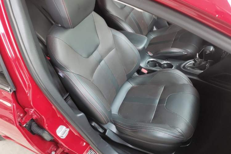 Used Fiat Ottimo 2014 1.4T Automatic Sport Edition Right Front Seat