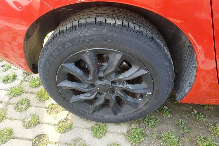 Used Fiat Ottimo 2014 1.4T Automatic Fashion Edition Right Rear Wheel Hub