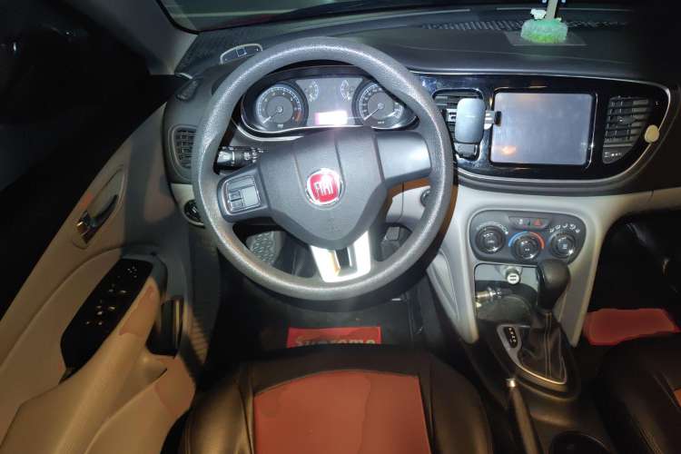 Used Fiat Ottimo 2014 1.4T Automatic Fashion Edition Steering Wheel