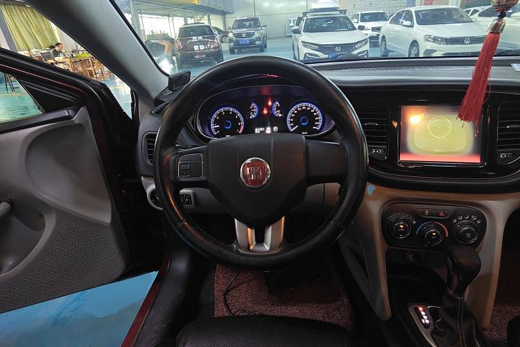 Used Fiat Ottimo 2014 1.4T Automatic Fashion Edition Steering Wheel