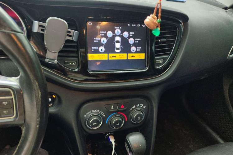 Used Fiat Ottimo 2014 1.4T Automatic Comfort Edition Audio And AC Panel