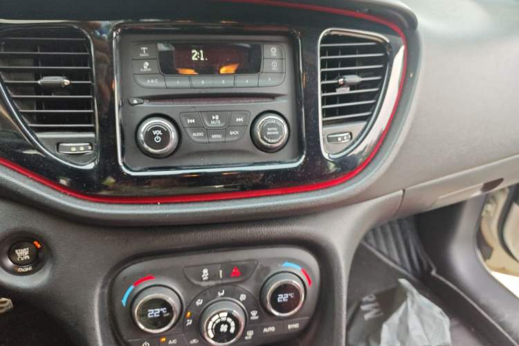 Used Fiat Ottimo 2014 1.4T Automatic Sport Edition Audio And AC Panel