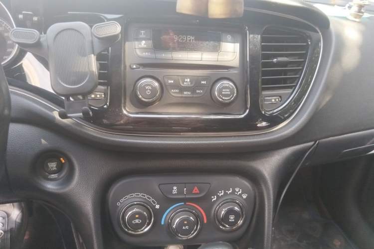 Used Fiat Ottimo 2014 1.4T Automatic Comfort Edition Audio And AC Panel