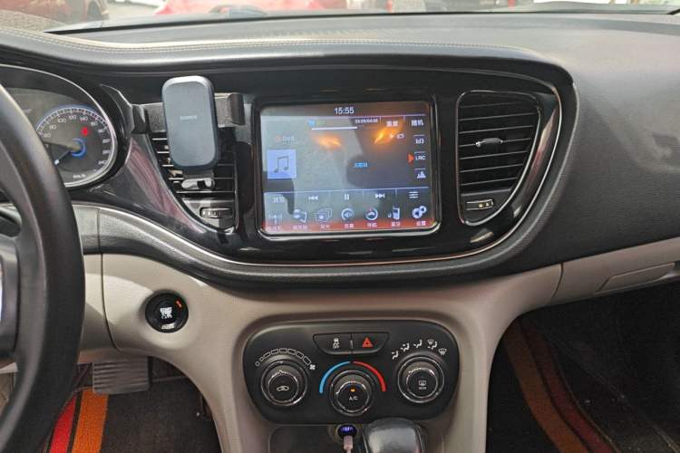 Used Fiat Ottimo 2014 1.4T Automatic Comfort Edition Audio And AC Panel