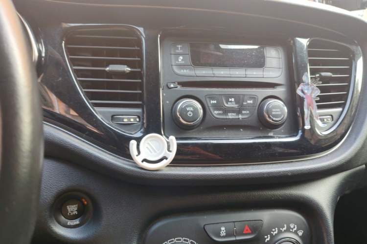 Used Fiat Ottimo 2014 1.4T Automatic Comfort Edition Audio And AC Panel