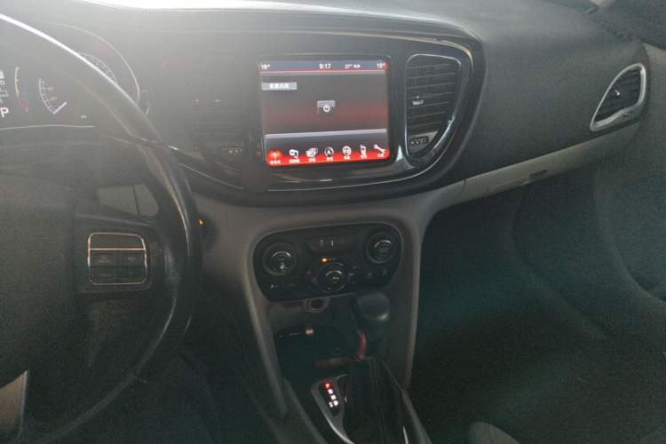 Used Fiat Ottimo 2014 1.4T Automatic Luxury Edition Audio And AC Panel